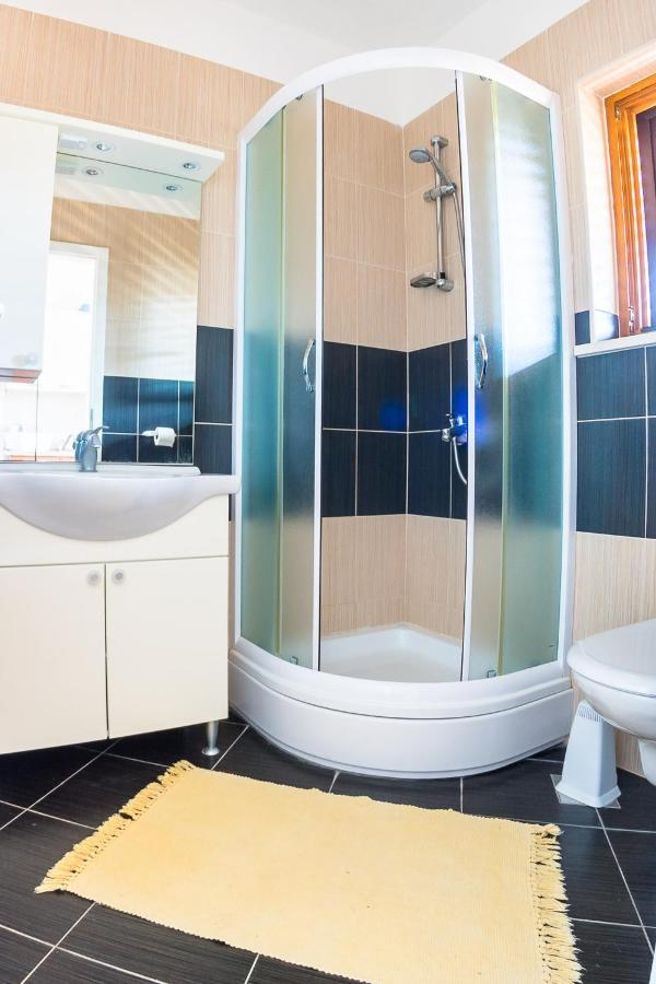 Apartmani Fides Λομπάρδα Εξωτερικό φωτογραφία